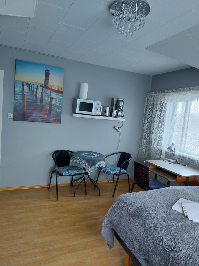 Twin Room With Shared Bathroom Njarthvik Kültér fotó